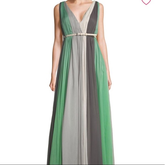 Halston Heritage Dresses & Skirts - 💥 NWT Halston Heritage chiffon layered dress✨